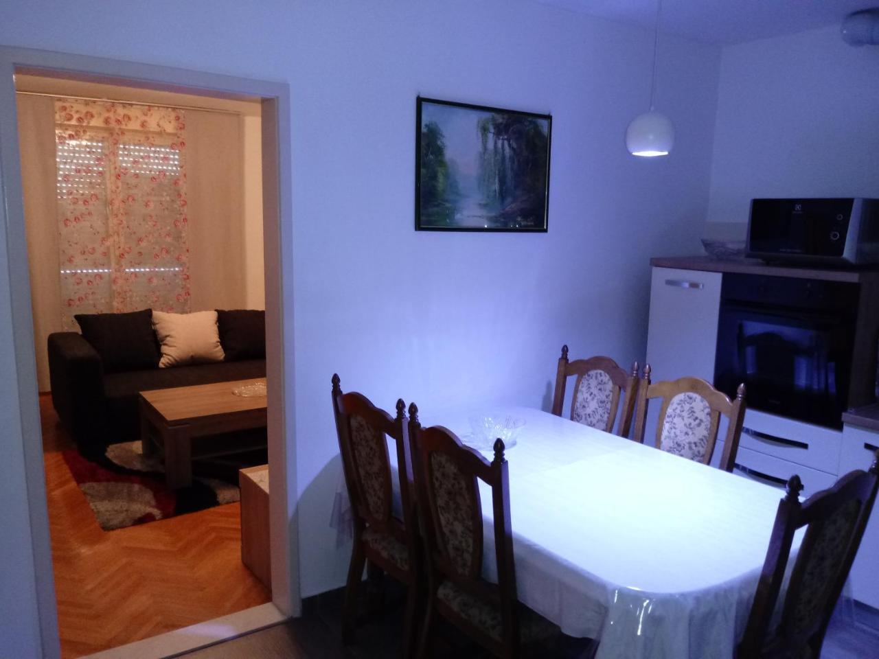 Apartment In Centre For 7 Split Exterior photo